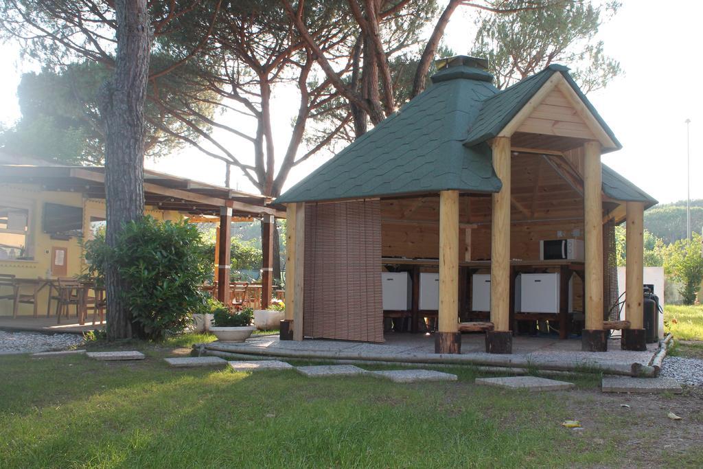 Camping Dolce Sole Marina di Massa Exterior foto